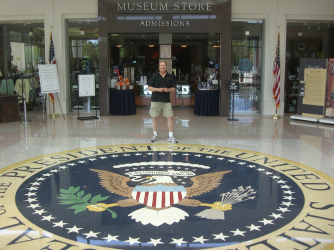 533-Nixon Museum12