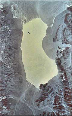 Racetrack_Playa_from_space